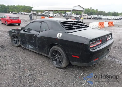 2016 Dodge Challenger Sxt z USA, uszkodzony, nr VIN 2C3CDZAG4GH254824